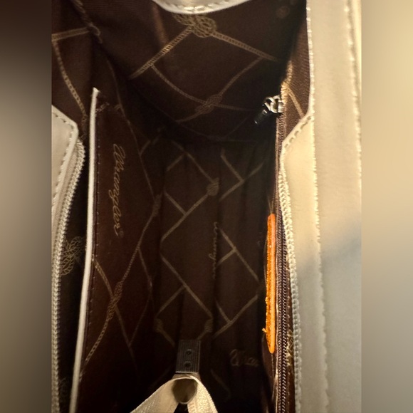 Wrangler Black and White Crossbody Bag - Picture 2 of 2